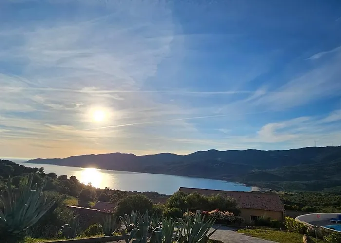 T2 Alba Rossa N 124, Chaleureux Vue Et Piscine Apartamento Serra-di-Ferro (Corsica)